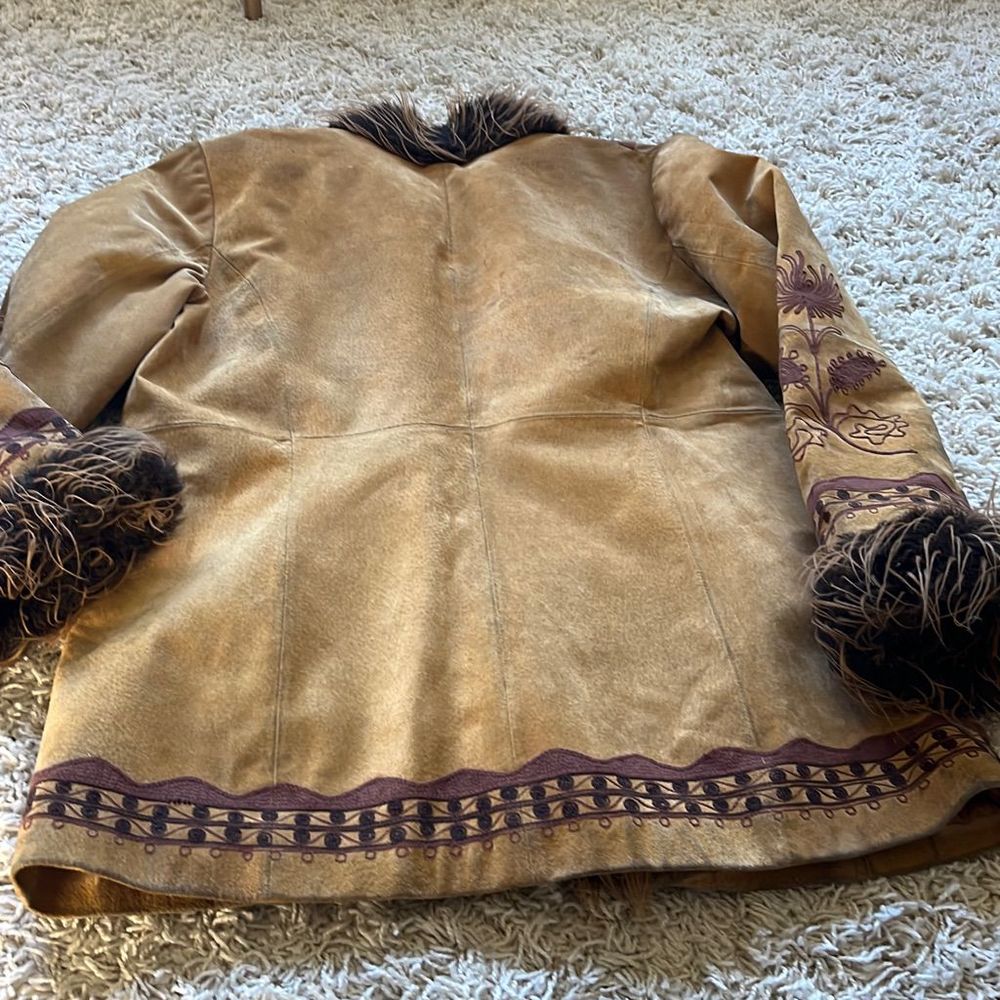 Vintage Boho Styled Leather Coat with Faux Fur trim Large - Picture 16 of 16